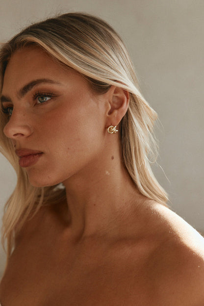 Lista Knot Earrings