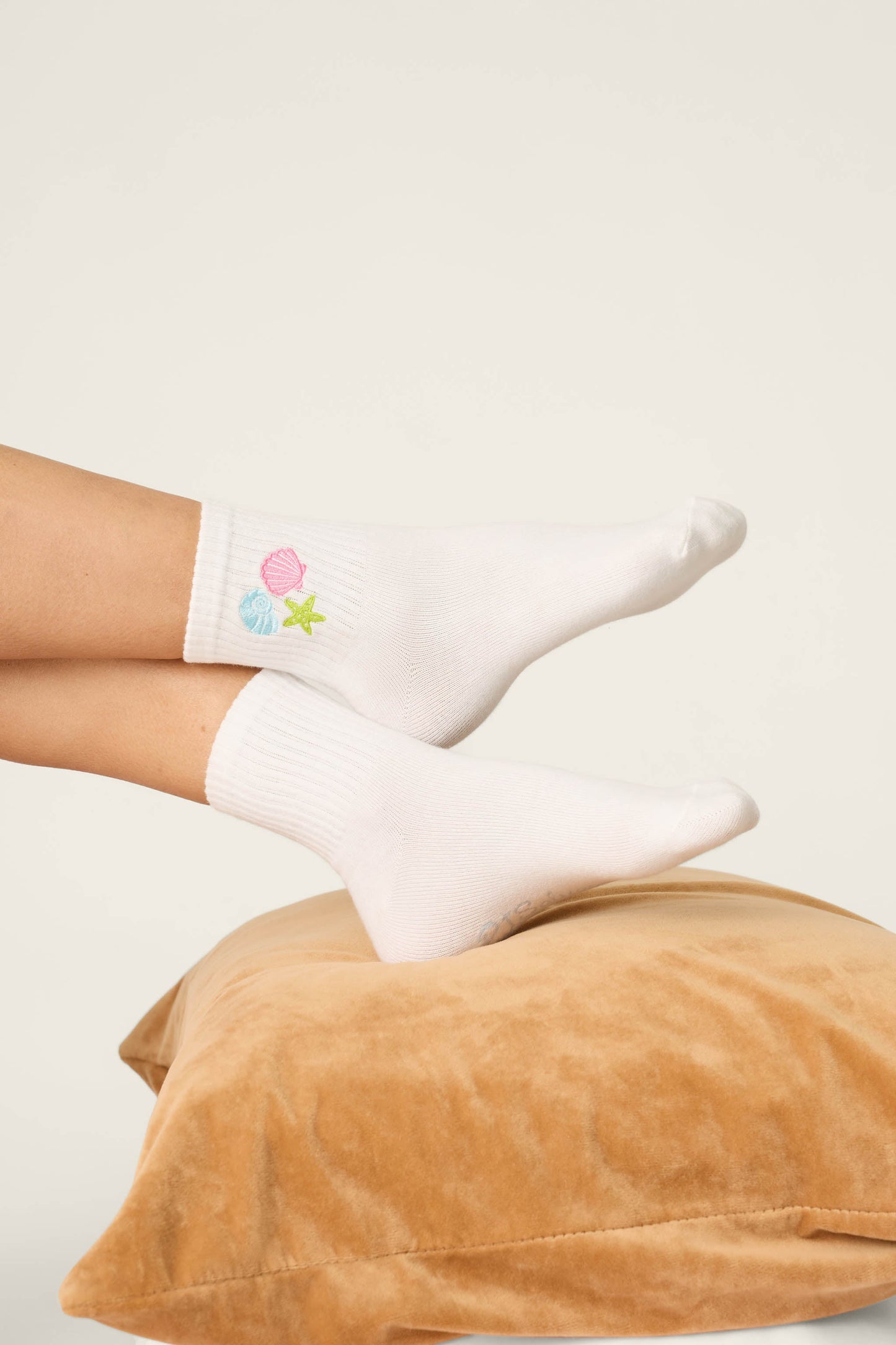 Playful Prints She Sells Seashells Quarter Crew Socks