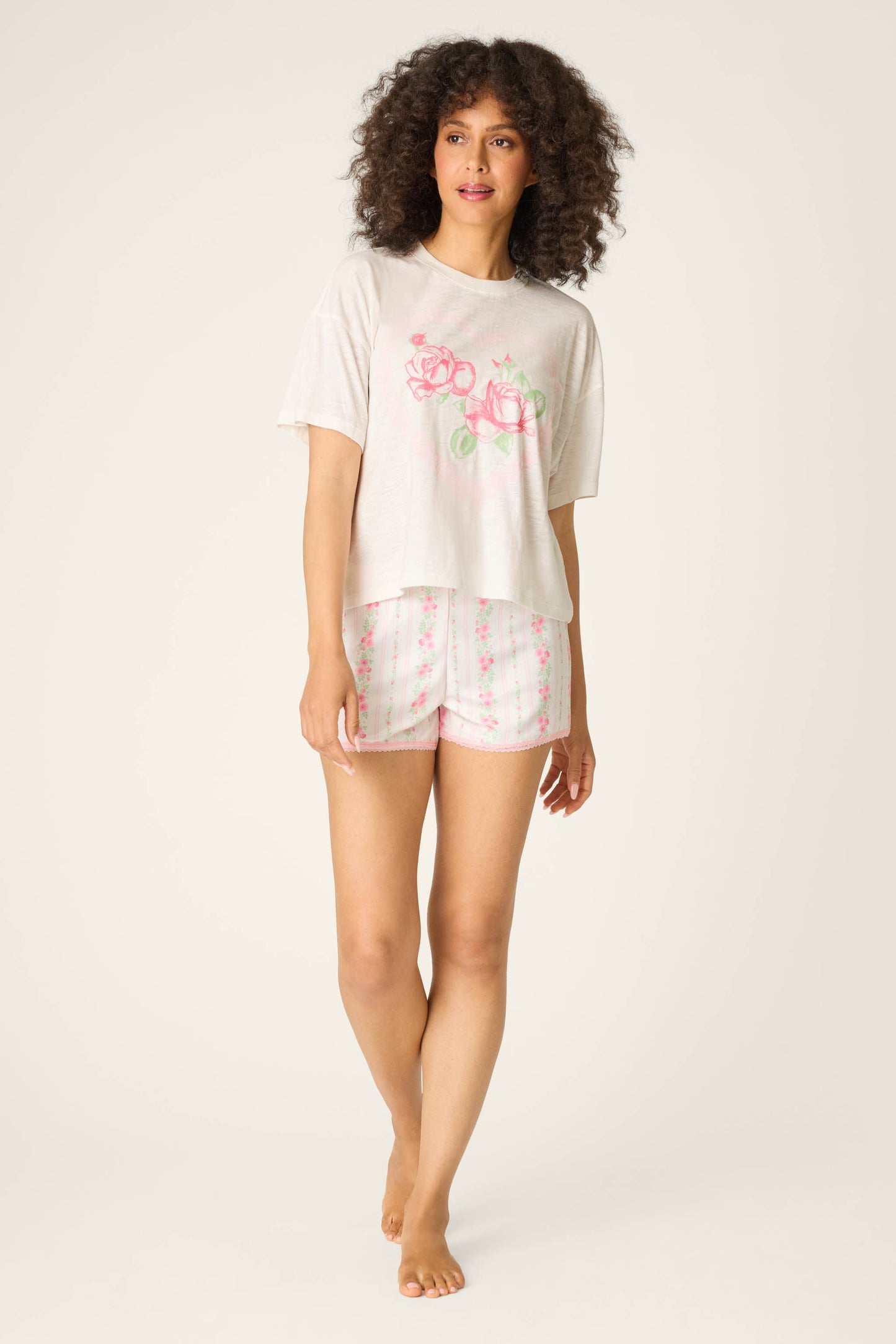Roses Are Pink Heart Bloom Graphic T-Shirt