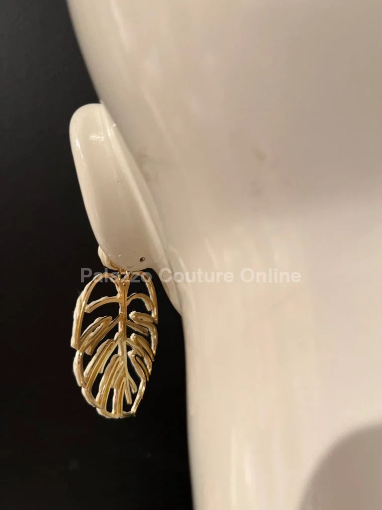 Earring Leaves White – Elegant Leaf Drop Earrings